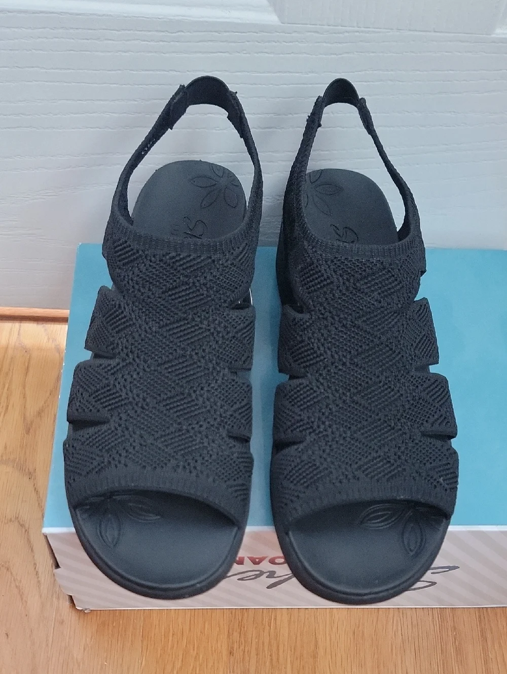 Skechers Black Knit Slingback Wedge Sandals Luxe Foam New Nwt 10